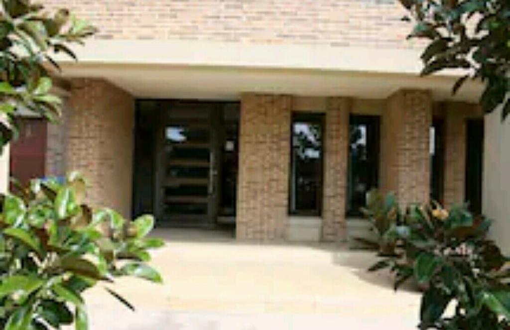 Lucky House Guest house Point Cook